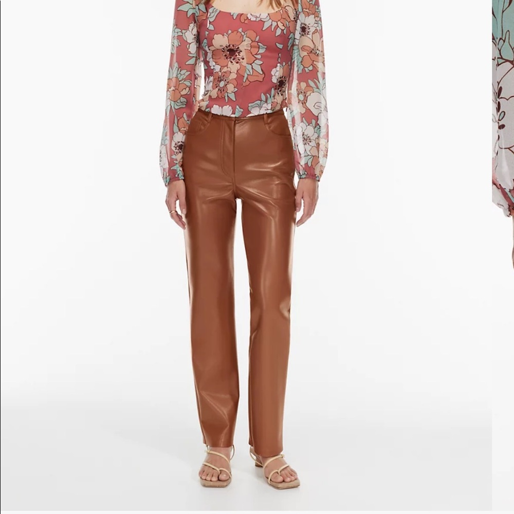 Aritzia Wilfred Melina brown leather pant